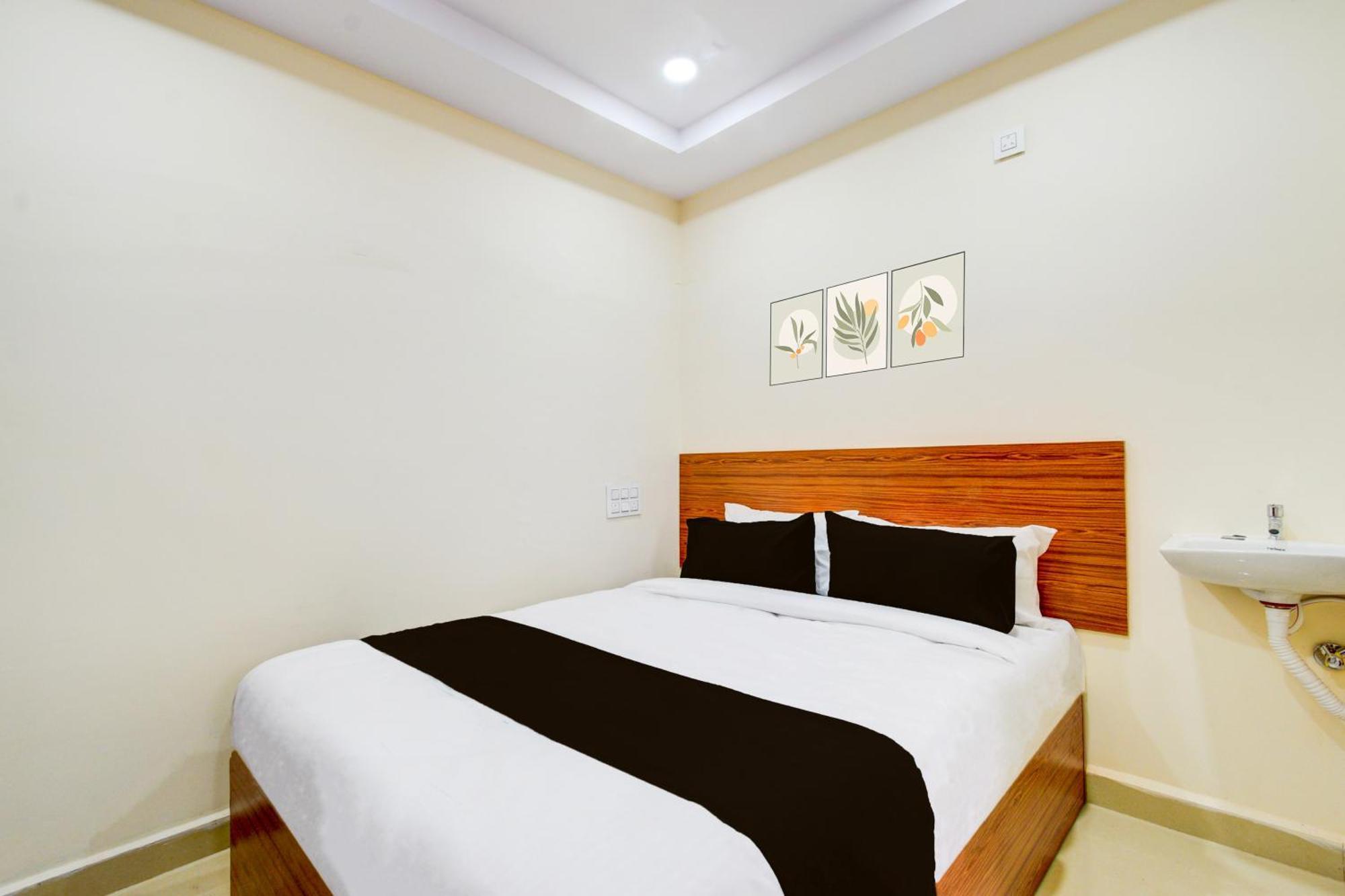 Hotel O D N Groups Sururnagar エクステリア 写真